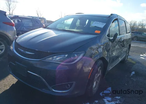 2017 Chrysler Pacifica Touring-L Plus из США, поврежденный, VIN 2C4RC1EG7HR555832